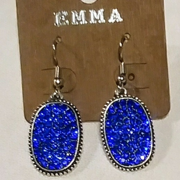 EMMA Jewelry - 🌼🌼SOLD SOLD SOLD🌼🎄